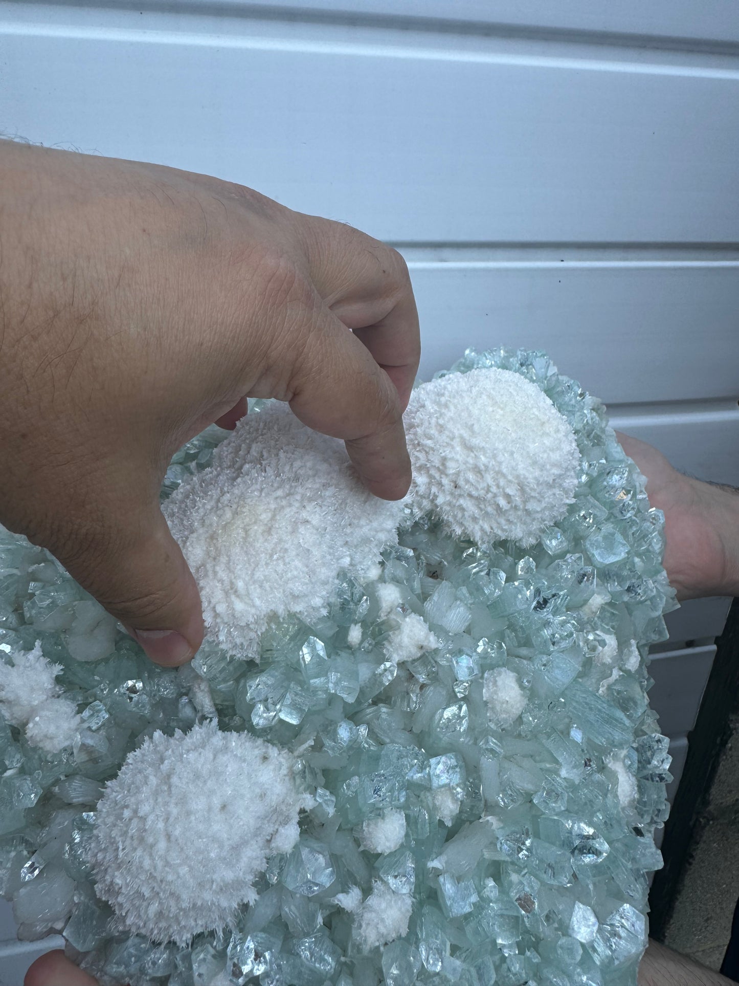 Spectacular Light Green Apophyllite Combined With Mordenite And Stilbite Specimen From India