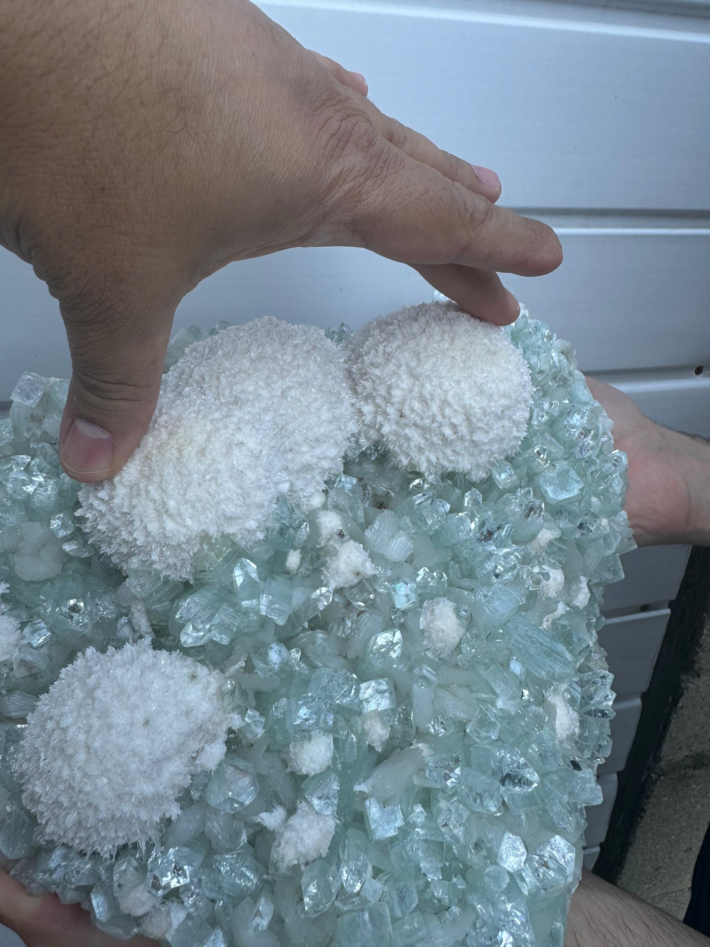 Spectacular Light Green Apophyllite Combined With Mordenite And Stilbite Specimen From India